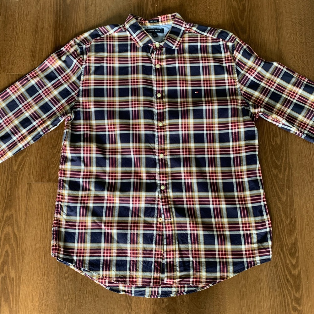 Tommy Hilfiger Men's Button Down XL